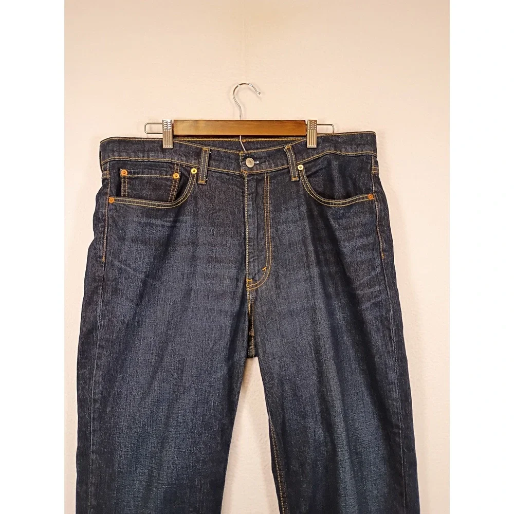 Levis slip into